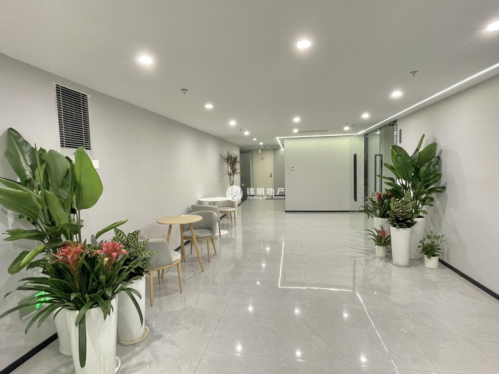 中山公园兆丰广场130平米写字楼出租